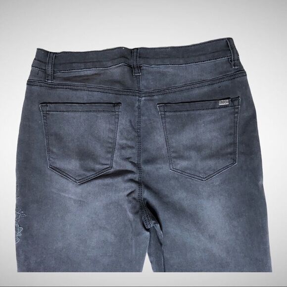 DG2 Diane Gilman Embroidered Skinny Jeans, 8 New with Tags - Picture 2 of 10